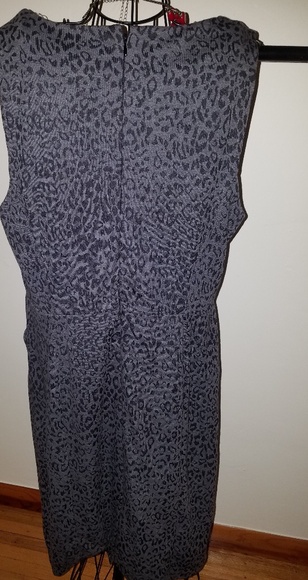 Dress - Picture 6 of 6